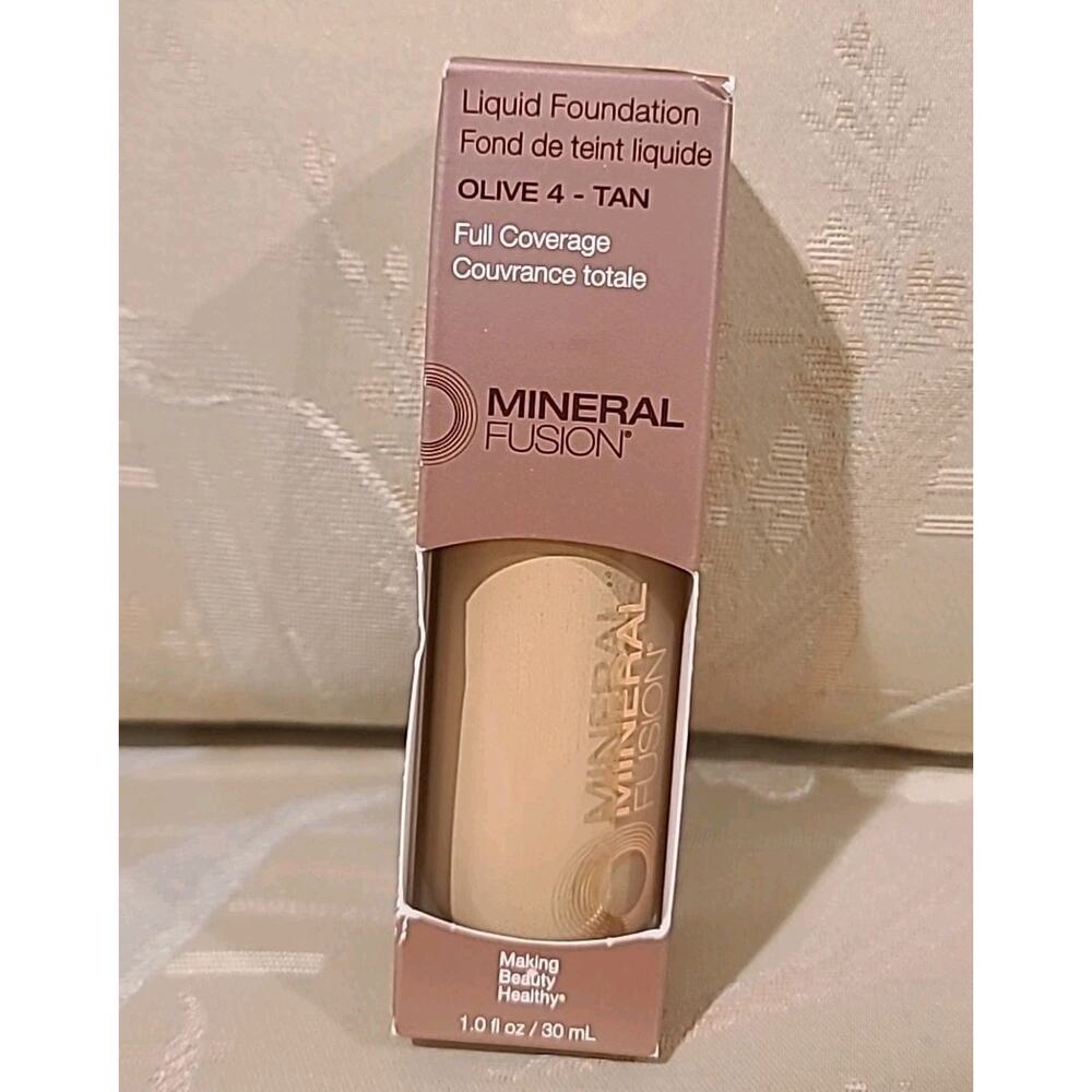 Mineral Fusion Full Coverage Foundation, Liquid Foundation - Olive 4- Med to Tan